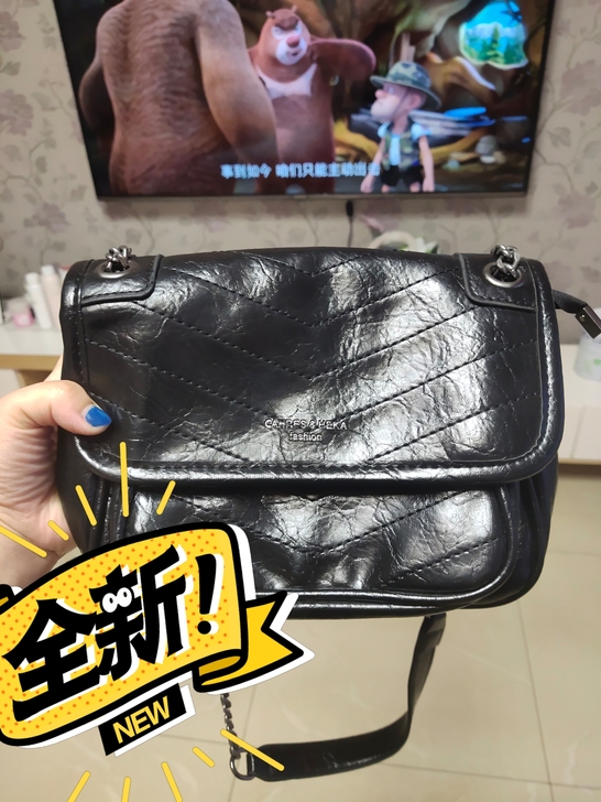 斜挎包  单肩包  背过两回   不退不换