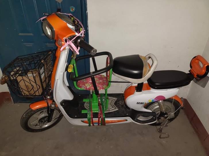绿源电动车
