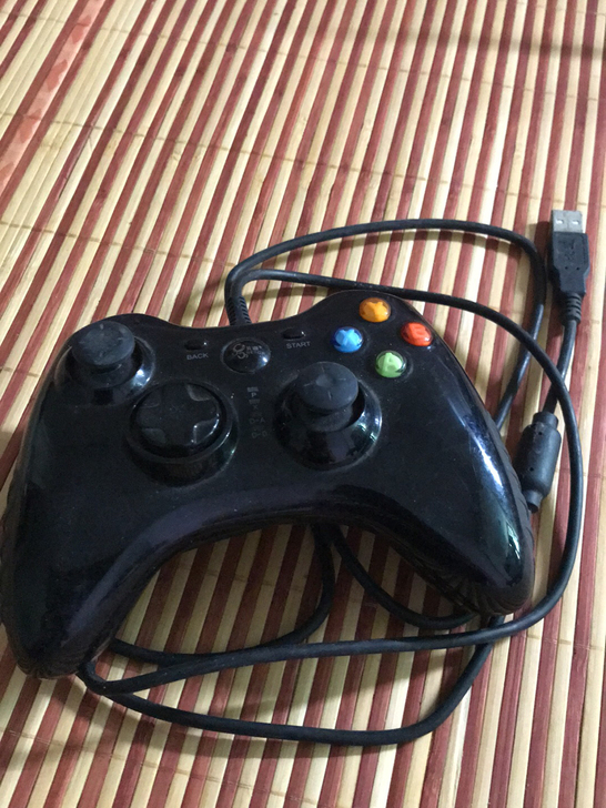 游戏手柄，正常使用