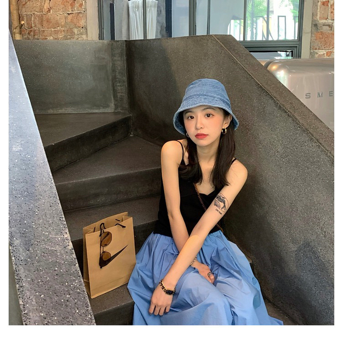 FFAN泛泛 吊带背心女打底性感内搭法式V...
