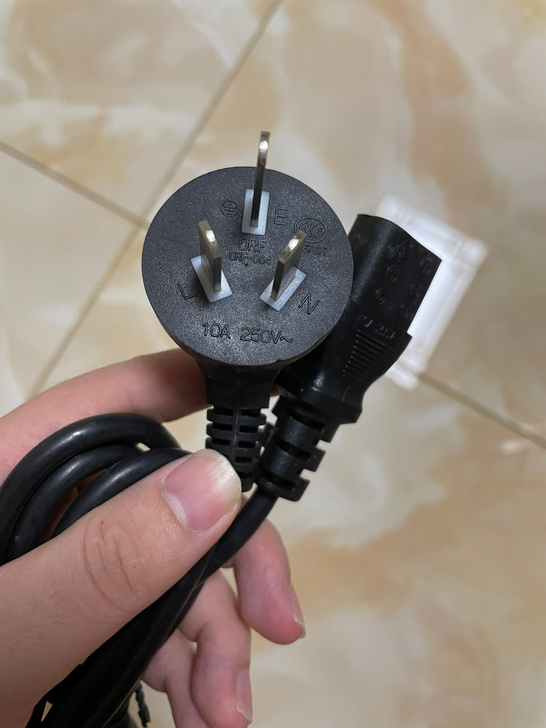 电源线220v，线长1.5米