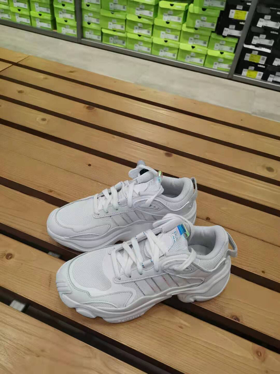 上海折扣店代购 有小票 adidas阿迪达...