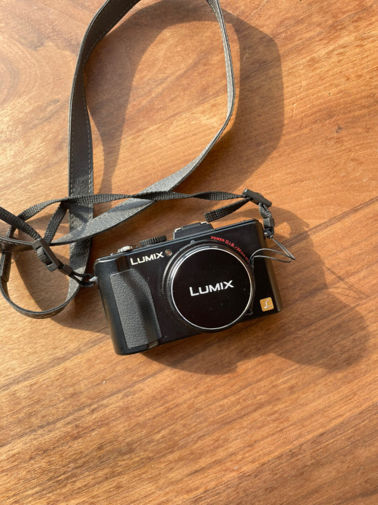 松下 lumix lx5 卡片机,大学时买...