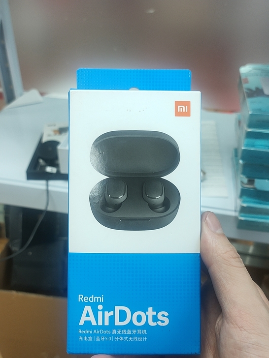 红米airdots耳机 全新未使用,缺一个...