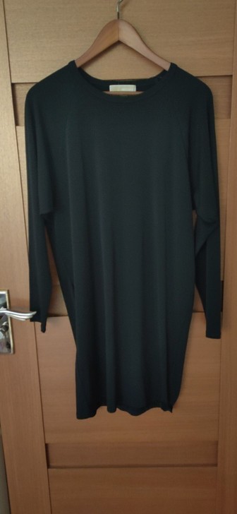 黑色连衣裙！春秋款！版型宽松！可以穿150...