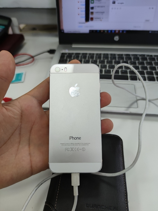 iPhone5s，苹果，5s。备用机。美版...