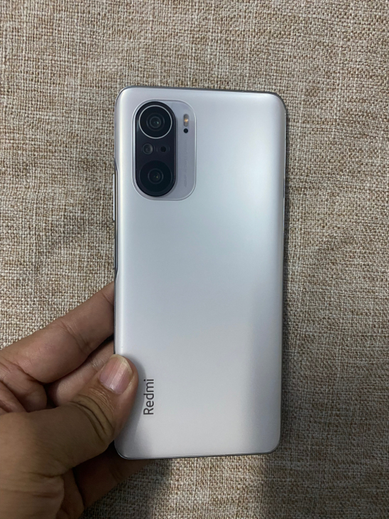 红米k40的12+256版，小米号已退，成...