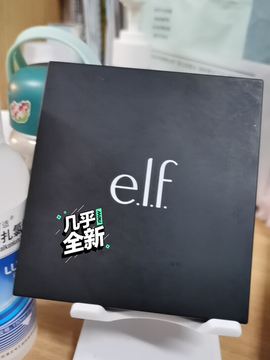 美国elf四色高光阴影修容一体盘，看图没咋...