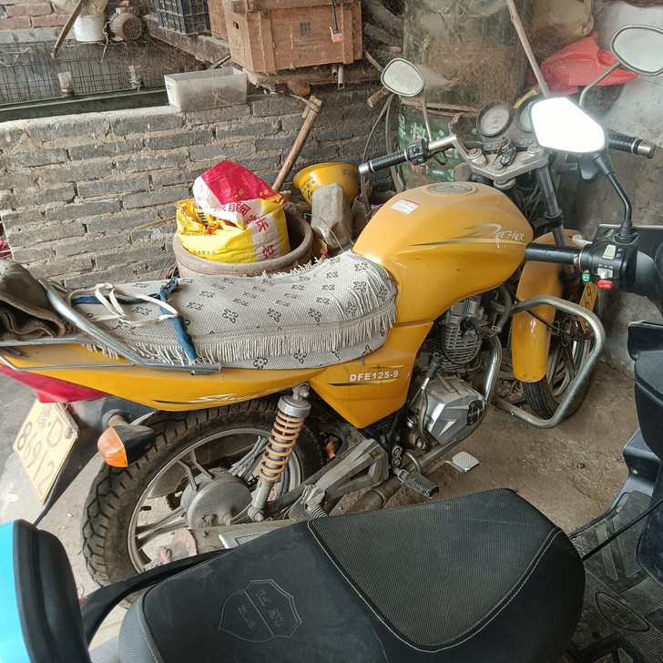 125摩托车，10年买的跑了3000多公里...