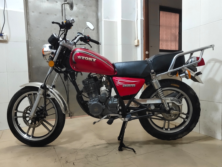 原装国三太子摩托车125cc，声音动力非常...