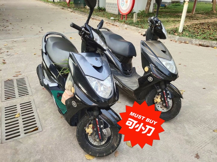 出原装进口雅马哈摩托车，不聊车况，一直保养...