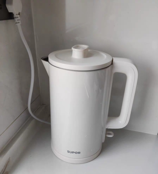 店面搬迁 处理15台热水壶