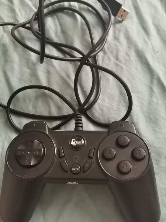 闲置北通小手柄一个，成色如图，北京昌平沙河...