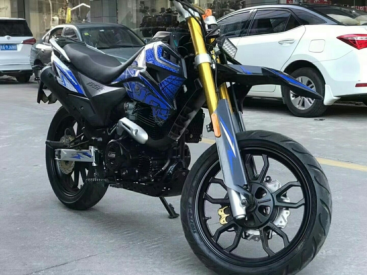 越野250cc带油冷 改装LED大灯 车况...