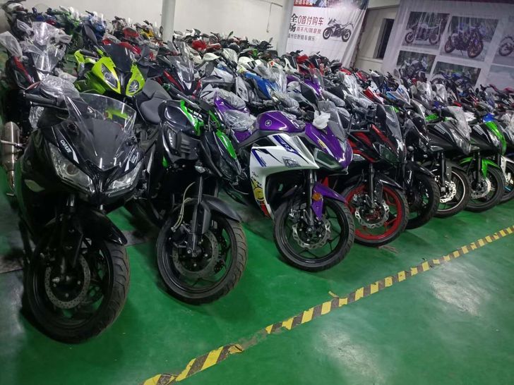 摩托车,跑车,街车,公路赛,越野,我们这里...