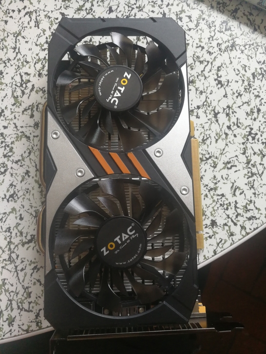 索泰960 4G显卡