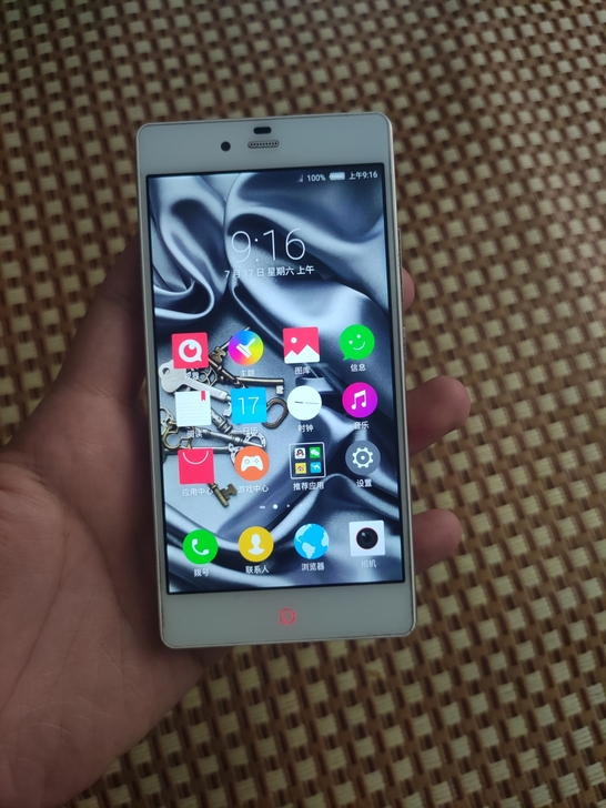 努比亚z9mini，4g全网通手机