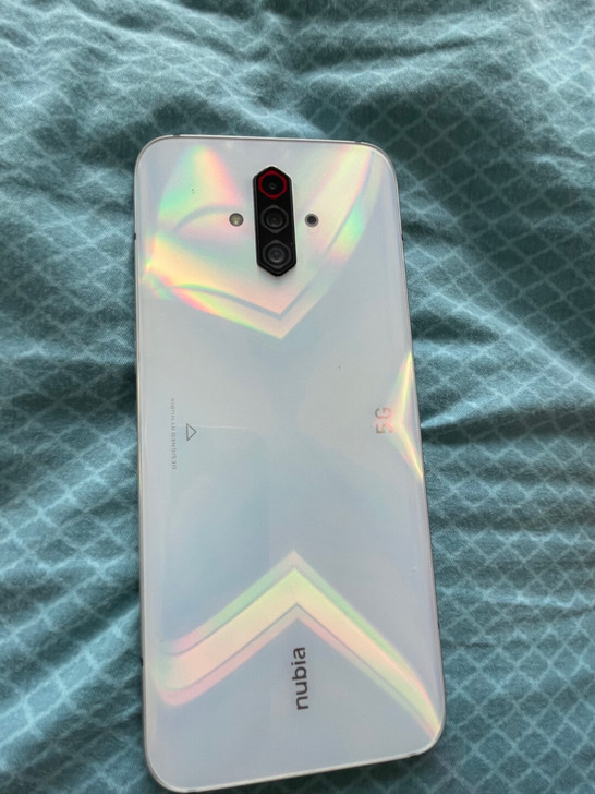 努比亚  白色    努比亚 Play (...
