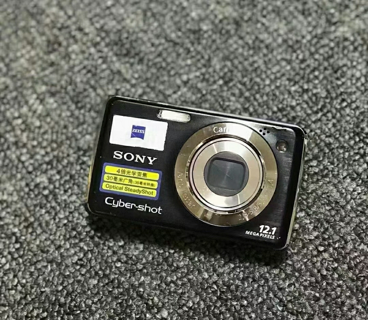 索尼w220