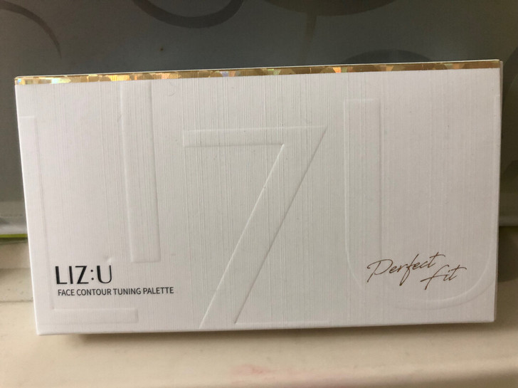 卡姿兰 立体光影轮廓修容粉,全新正品,日期...