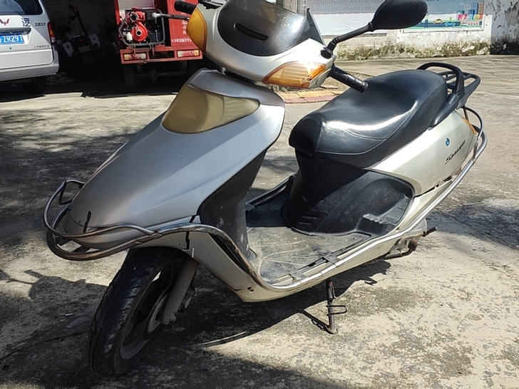 因换工作,闲置一辆摩托车,880自提