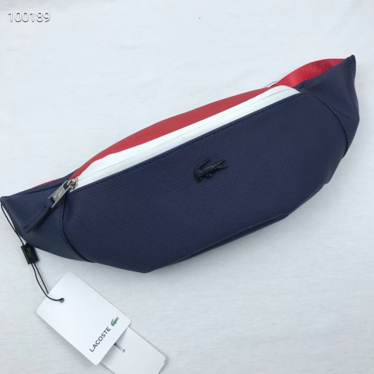 鳄鱼春季新款潮流休闲腰包胸包