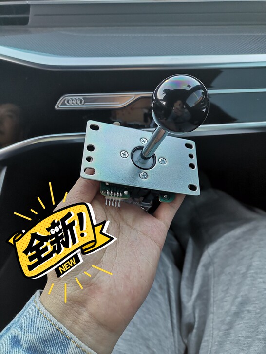 三和摇杆，全新，买的游戏机，用不惯三和的摇...