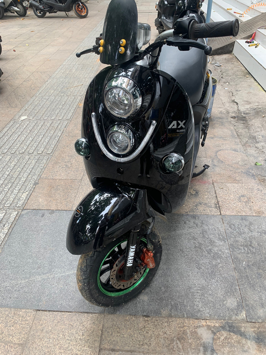 龟仔摩托车 125cc 九成新 车况正常 ...