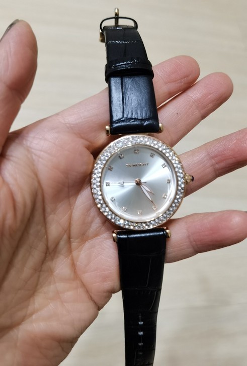 几年前在俄罗斯买的，票没了，真假不解释了。...