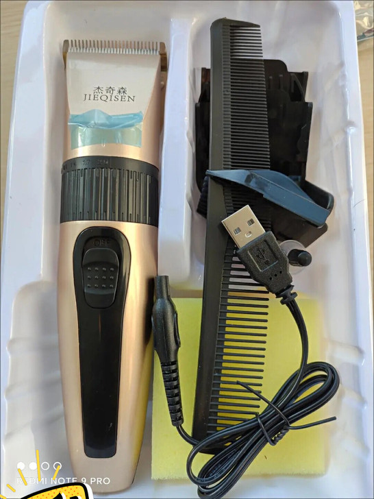全新清仓处理充电式静音理发器电推剪剃头刀电...
