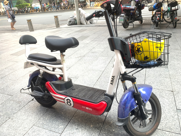 爱玛电动车，48v12a锂电池可拆卸，快开...