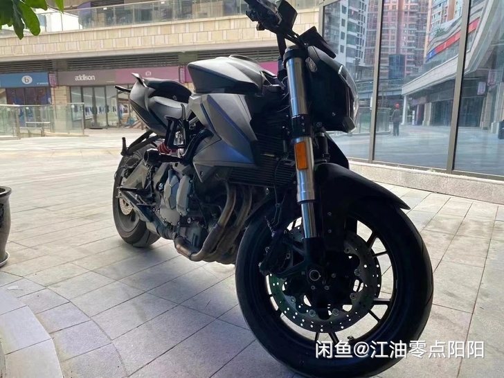 20年贝纳利tnt600i四缸摩托车街车