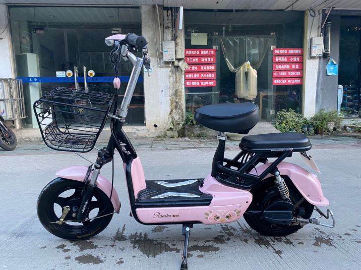 爱玛电动车 48v12a 能跑30公里左右...