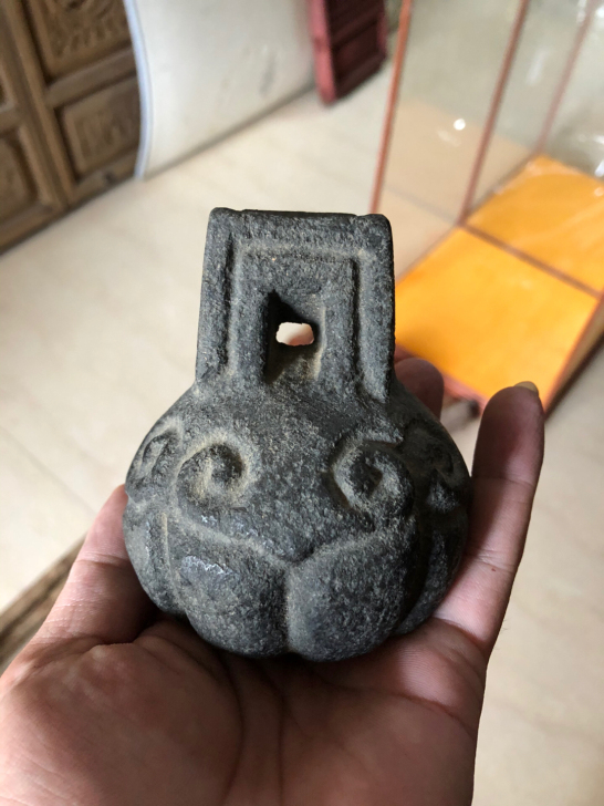 青石如意石权(石秤砣)1个,全品相,味道十...