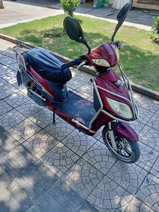 绿源电动车 踏板 48V电瓶