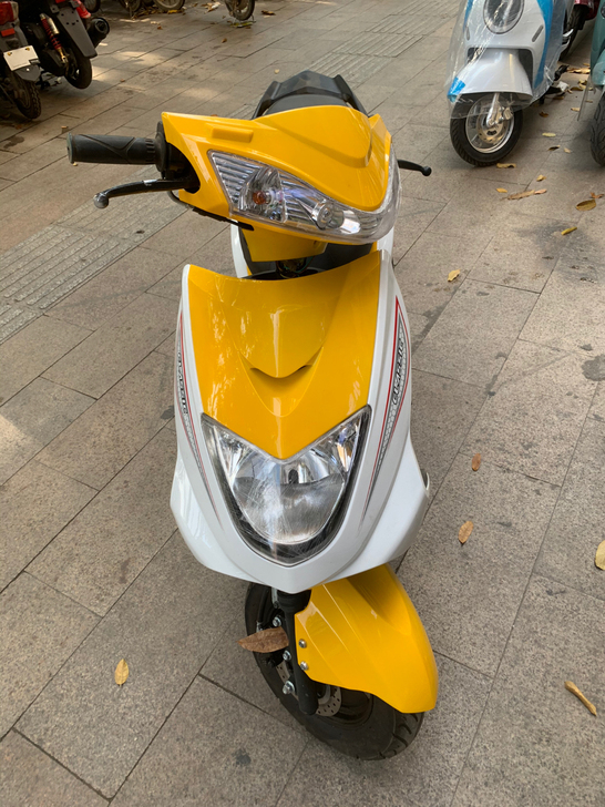 迅鹰摩托车 125cc 九成新 动力强 车...