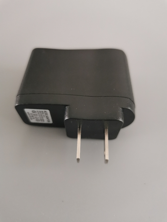 5V1A USB充电头5000个全新 全...