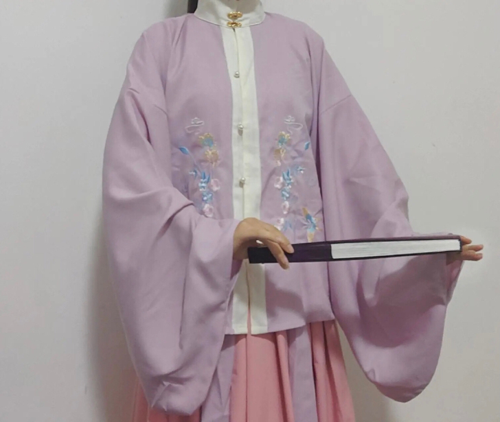汉服女学生宫羽衣花白集原创明制立领刺绣琵琶...