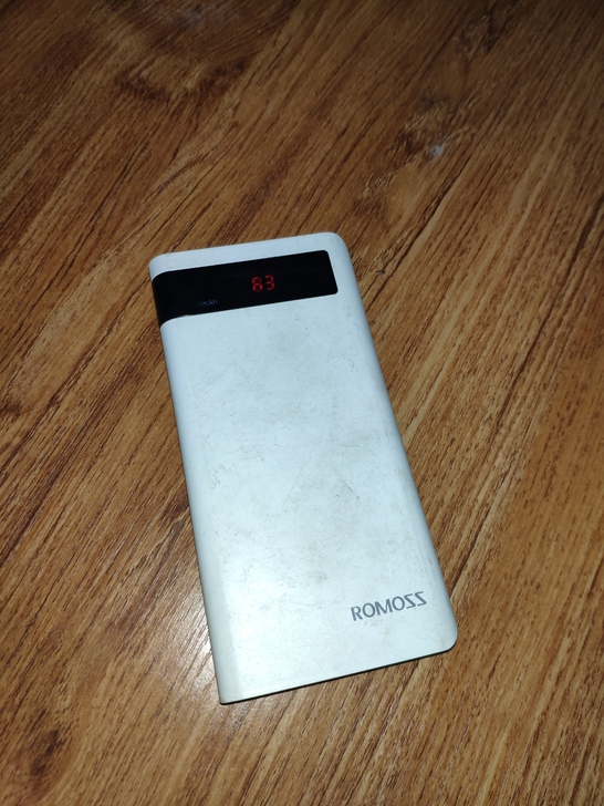 罗马仕 充电宝 京东自营买的 20000毫...