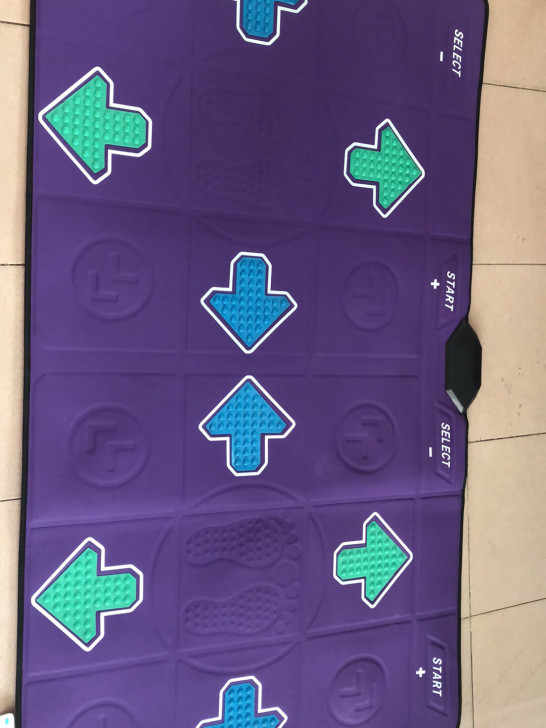 跳舞毯，旗舰店购买，就玩了几次，主要是懒得...