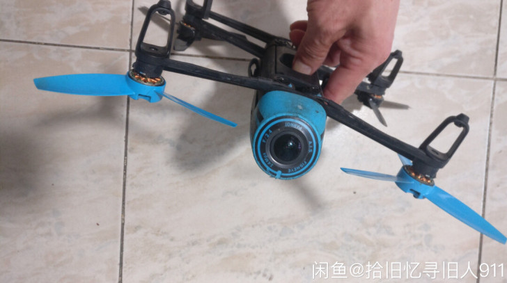 派诺特无人机