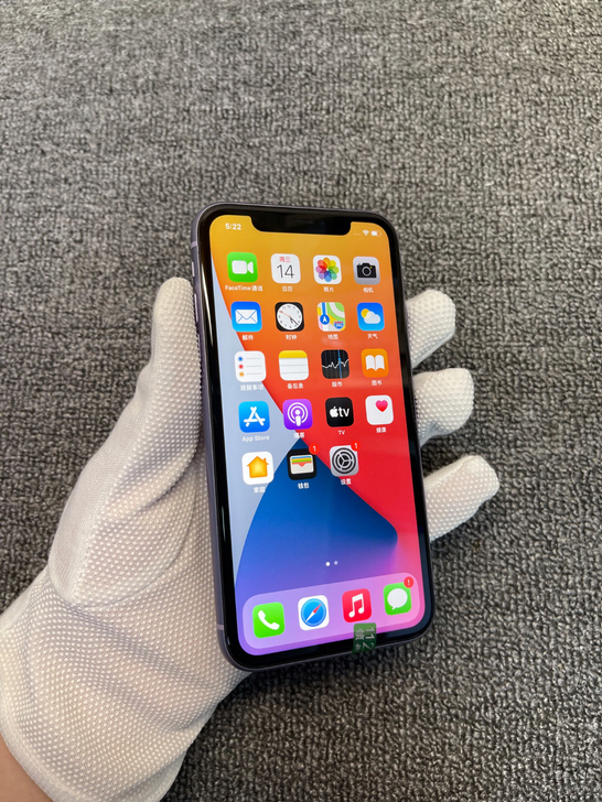 2021年激活的iPhone 11紫色 在...