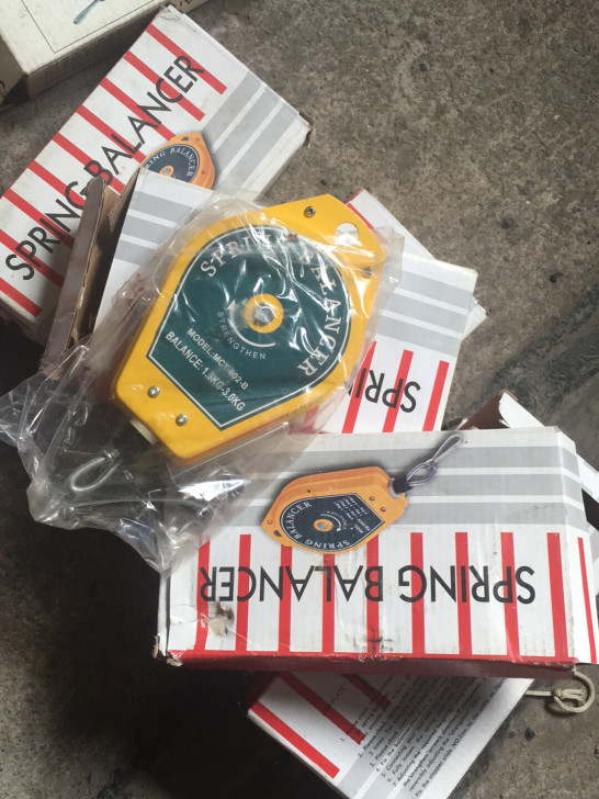 拉力器1.5-3公斤全新带包装