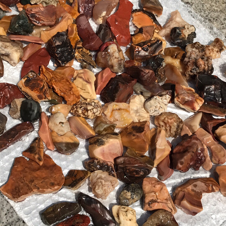 戈壁石 彩石 碧玉 开片 老皮 俏色戈壁石...