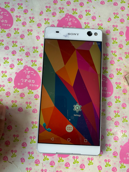 sony手机，如图所示，细图私信。开机，其...