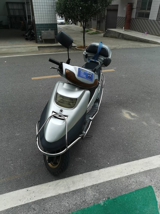 正品雅马哈踏板摩托车，动力强劲，假一罚十！...