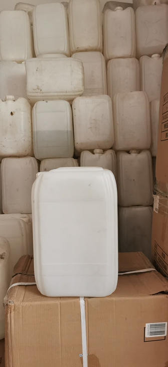 装纯露用的塑料桶,25公斤装,现低价出售,...