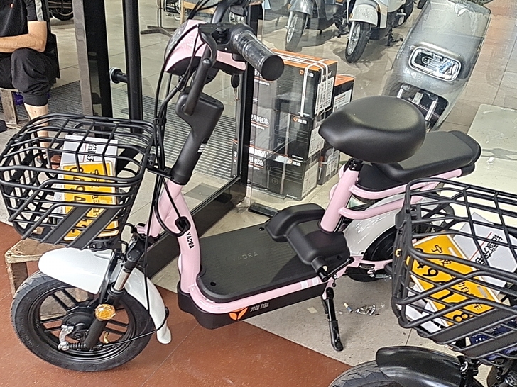 雅迪电动车48伏12A，新国标，全新129...