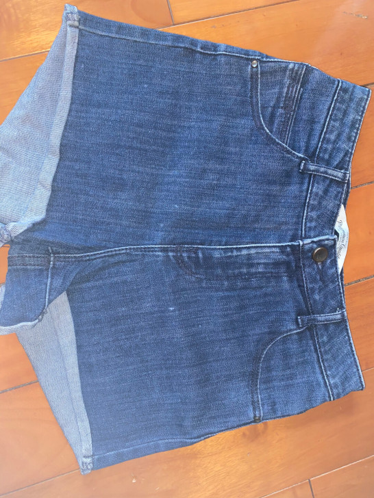 ZARA短裤,白色的9撑新,其他颜色8晨光...