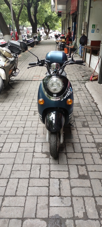 新日电动车（60V20A）去年六月买的.要...